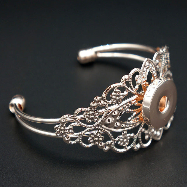 Vintage Floral Snap Button Cuff 18mm  Silver or Rose Gold-Tone Fits Most Women
